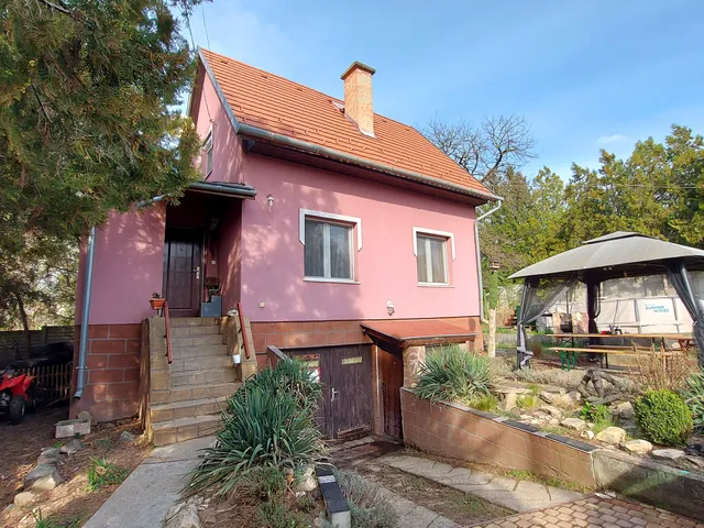 Eladó ház Fót 96 nm