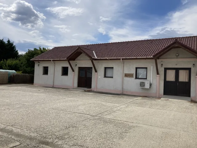 Eladó telek Győr, Ménfőcsanak 797 nm