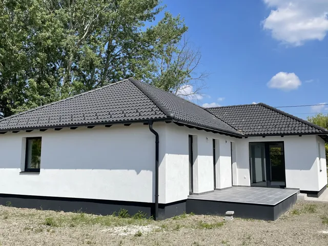 Eladó ház Győrzámoly 127 nm
