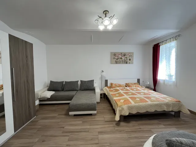 Kiadó lakás Győr, Nádorváros 42 nm