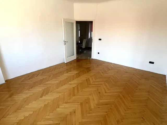 Eladó lakás Győr, Belváros 93 nm