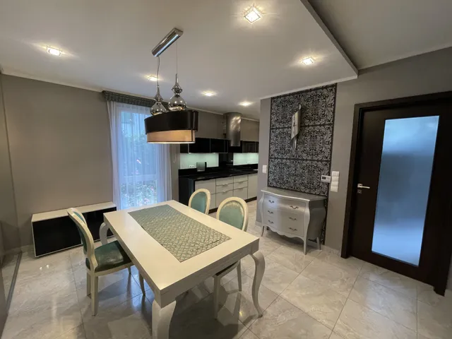 Eladó lakás Győr, Révfalu 137 nm