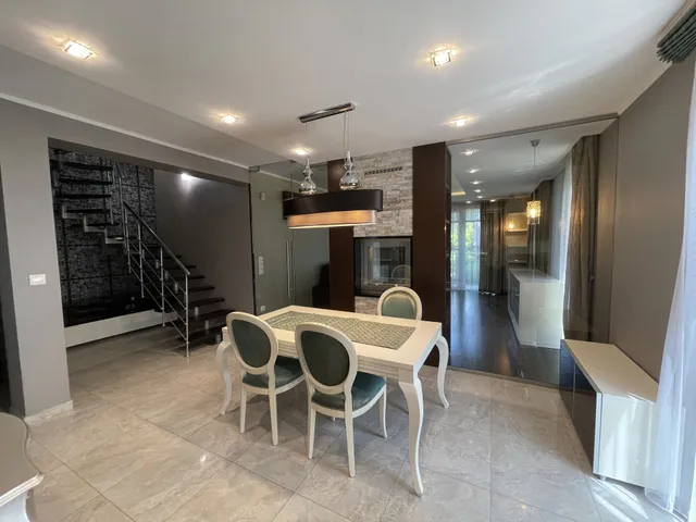 Eladó lakás Győr, Révfalu 137 nm