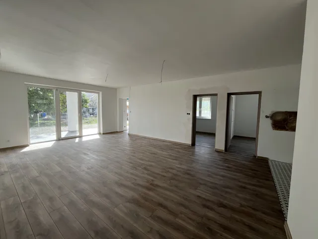 Eladó ház Győrladamér 102 nm