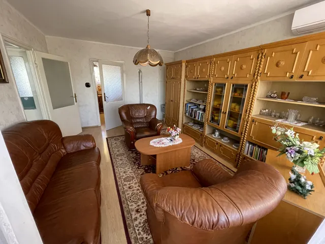 Eladó lakás Győr, Nádorváros 52 nm