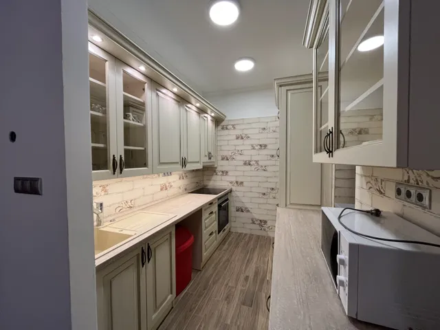 Kiadó ház Győr, Nádorváros 100 nm