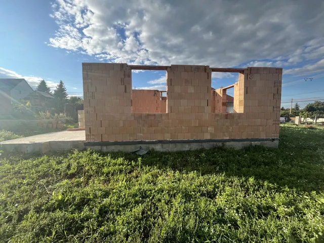 Eladó ház Győrújbarát 94 nm