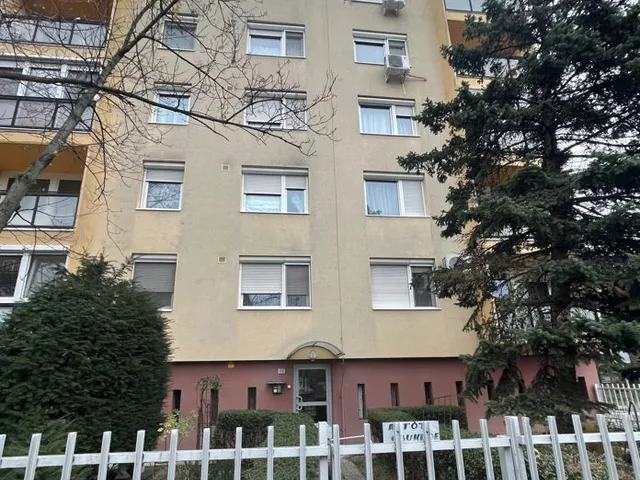 Eladó lakás Győr, Nádorváros 48 nm