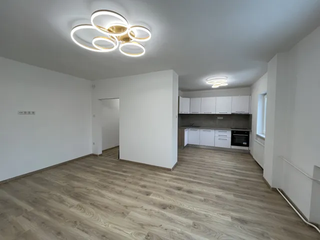 Eladó lakás Győr, Sziget 63 nm