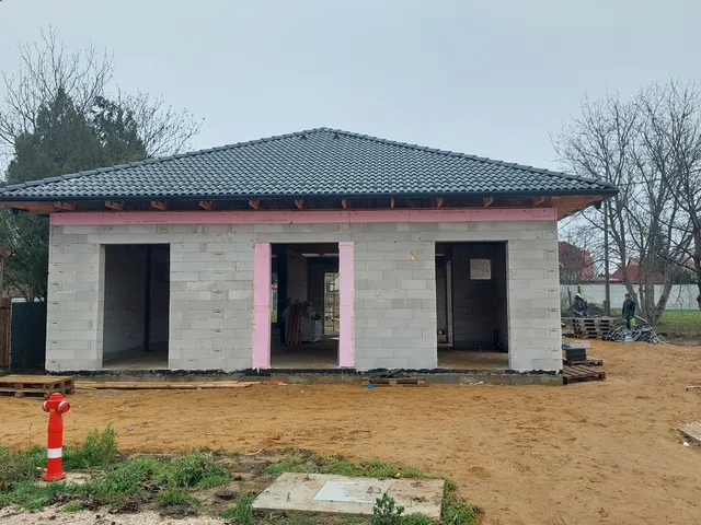 Eladó ház Nyúl 135 nm