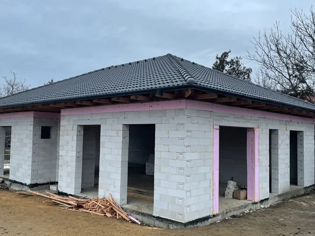 Eladó ház Nyúl 135 nm