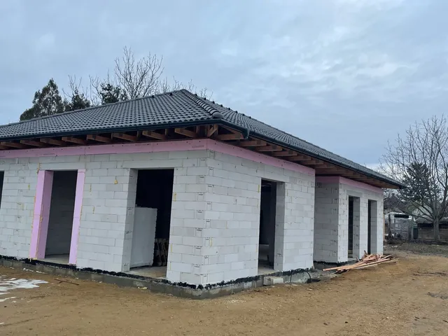 Eladó ház Nyúl 135 nm