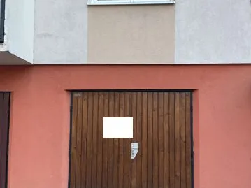 Eladó garázs Győr, Nádorváros 13 nm