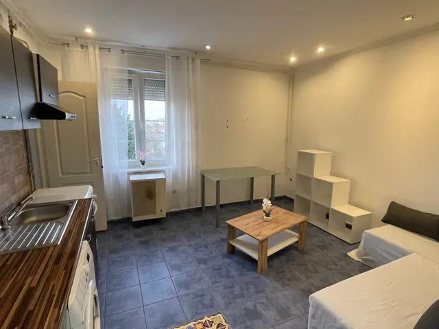 Eladó lakás Győr, Nádorváros 42 nm