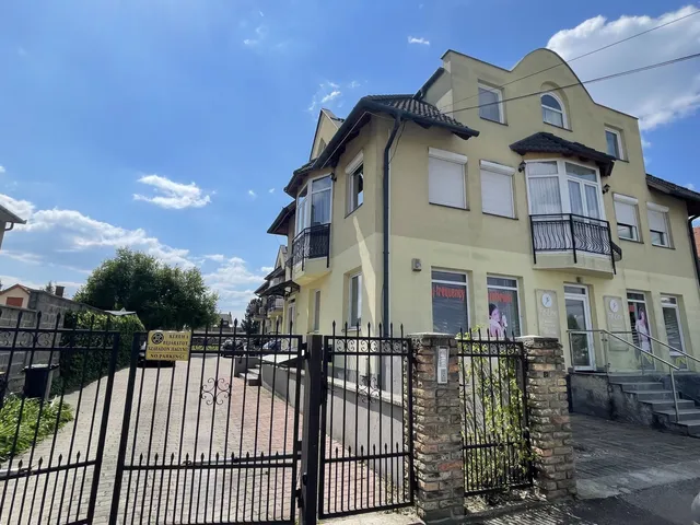 Eladó lakás Győr, Szabadhegy 116 nm