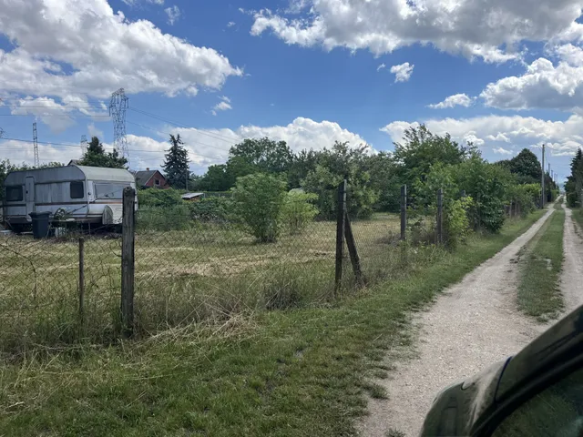 Eladó mezőgazdasági ingatlan Győr 872 nm