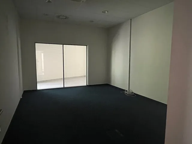 Kiadó kereskedelmi és ipari ingatlan Győr, Belváros 927 nm