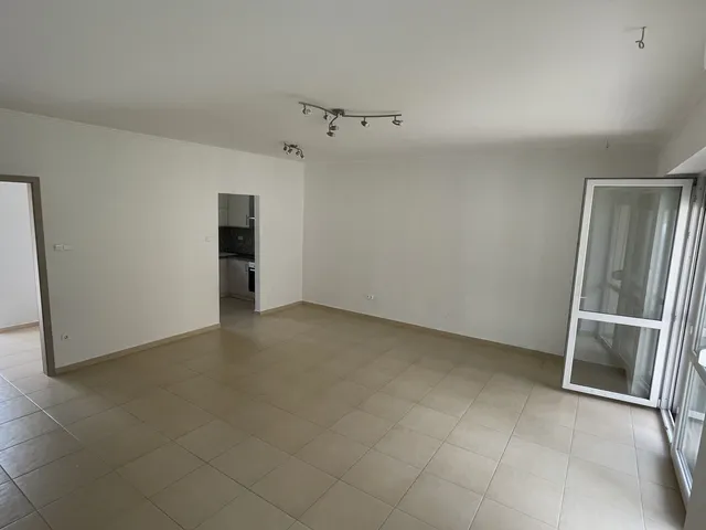 Kiadó lakás Győr, Bácsa 110 nm