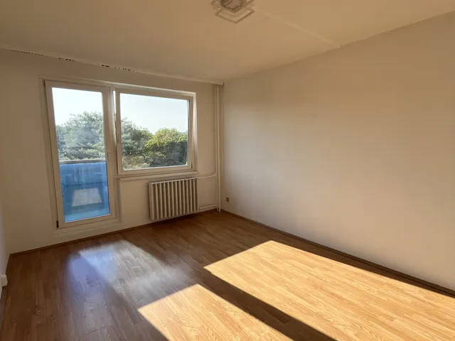 Kiadó lakás Győr, Szabadhegy 49 nm
