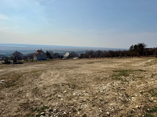 Eladó telek Csór, Zsák dűlő 1235 nm