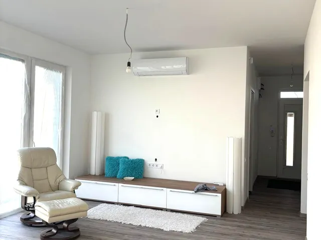 Eladó ház Székesfehérvár, Maroshegy, Harmatosvölgy 92 nm