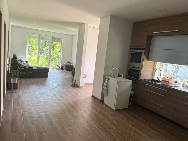 Kiadó ház Székesfehérvár, Börgönd 93 nm
