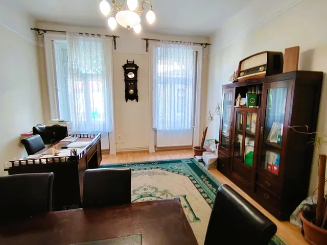 Eladó lakás Székesfehérvár, Váralja 66 nm