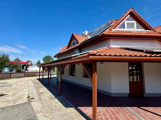 Kiadó kereskedelmi és ipari ingatlan Székesfehérvár, Őrhalmiszőlők 34 nm