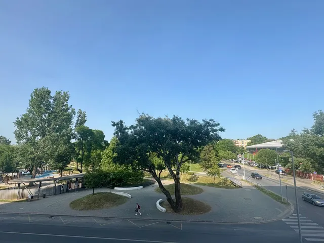 Kiadó lakás Székesfehérvár, Belváros 32 nm