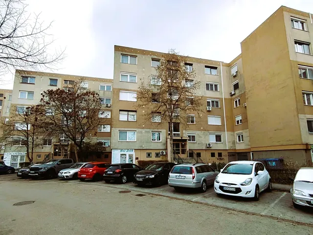 Eladó lakás Székesfehérvár, Palotaváros 49 nm