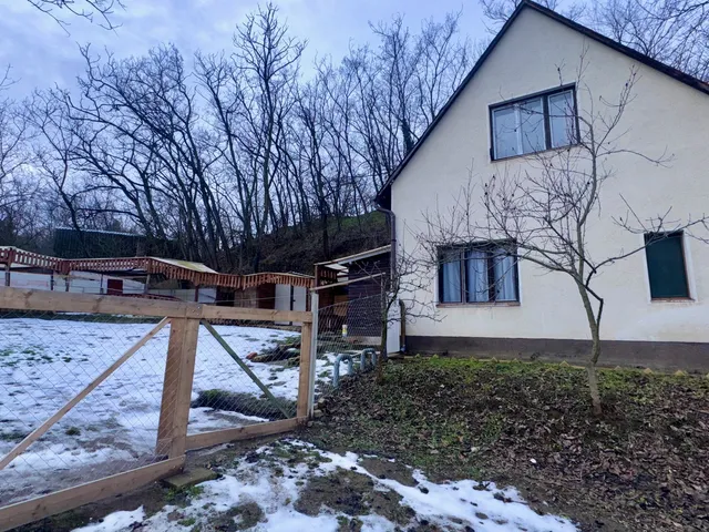 Eladó üdülő és hétvégi ház Lovasberény 35 nm