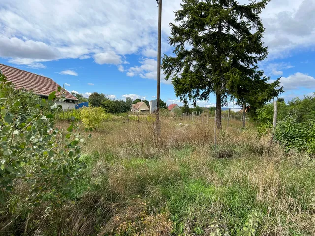 Eladó telek Zámoly, Petőfi Sándor utca 116 858 nm