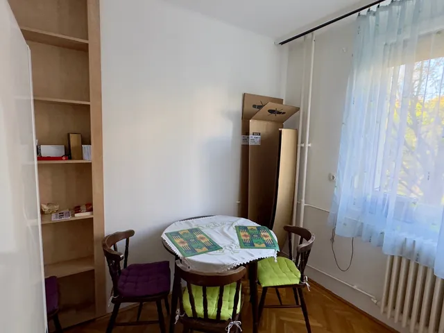 Kiadó lakás Székesfehérvár, Belváros, Deák Ferenc utca 43 nm