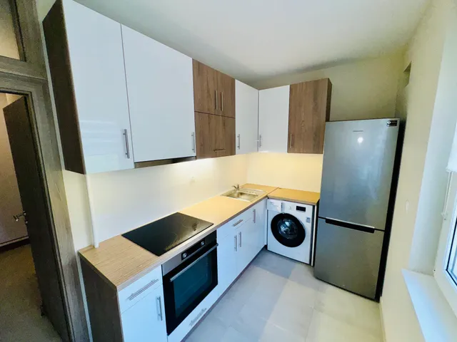 Kiadó lakás Székesfehérvár, Víziváros 53 nm