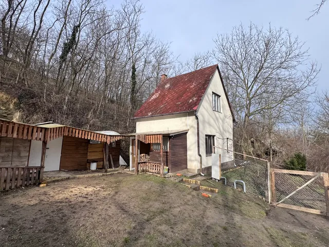 Eladó ház Lovasberény 35 nm