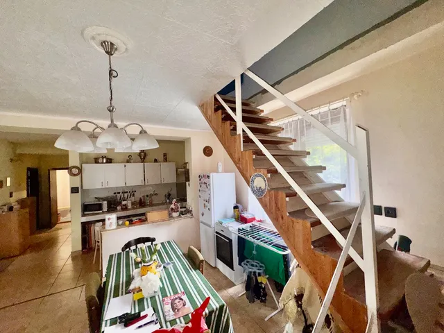 Eladó ház Székesfehérvár, Őrhalmiszőlők 100 nm