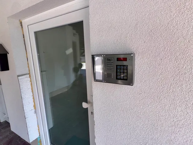 Kiadó kereskedelmi és ipari ingatlan Székesfehérvár, Őrhalmiszőlők 15 nm