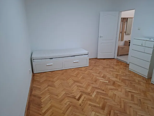 Kiadó lakás Székesfehérvár, Horvát István lakótelep, Prohászka Ottokár út 37 33 nm