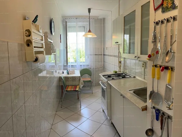 Kiadó lakás Budapest III. kerület, Békásmegyer, Madzsar József utca 39 53 nm