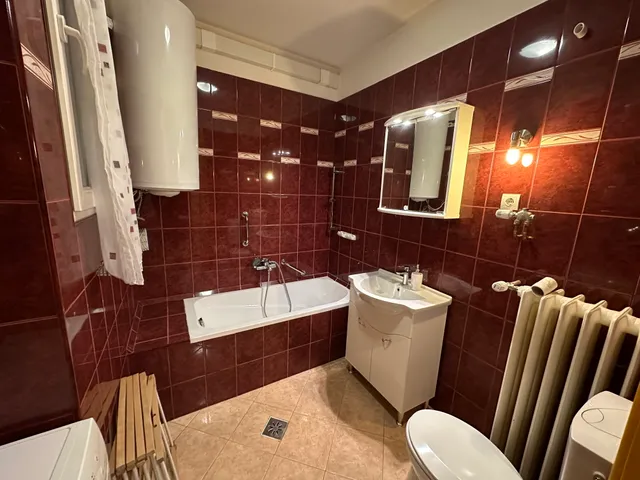 Kiadó lakás Budapest VI. kerület, Bajcsy-Zsilinszky út 38 nm