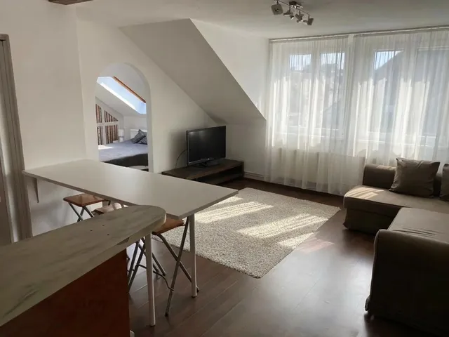 Kiadó lakás Budapest XIII. kerület, Újlipótváros, Radnóti Miklós 35 nm