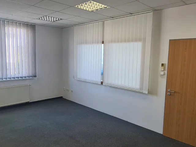 Kiadó kereskedelmi és ipari ingatlan Budapest XIV. kerület, Alsórákos, Öv utca 115 nm