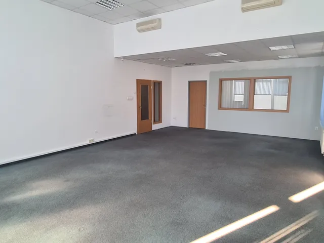 Kiadó kereskedelmi és ipari ingatlan Budapest XIV. kerület, Alsórákos, Öv utca 115 nm