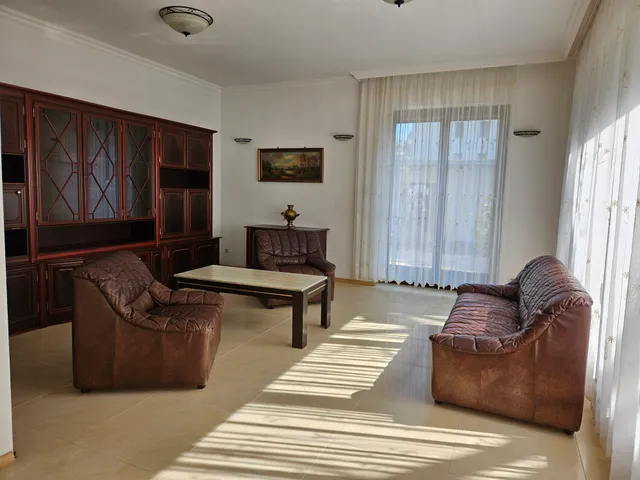 Kiadó lakás Budapest XIV. kerület, Alsórákos 103 nm