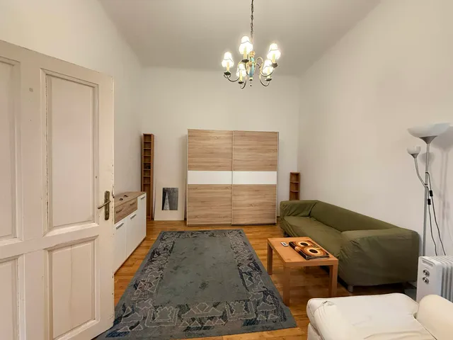 Kiadó lakás Budapest VIII. kerület, II. János Pál pápa tér, II.János Pál pápa tér 43 nm