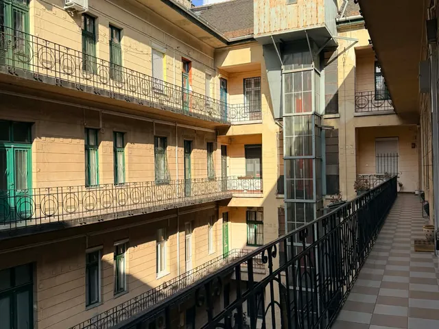 Kiadó lakás Budapest VIII. kerület, II. János Pál pápa tér, II.János Pál pápa tér 43 nm