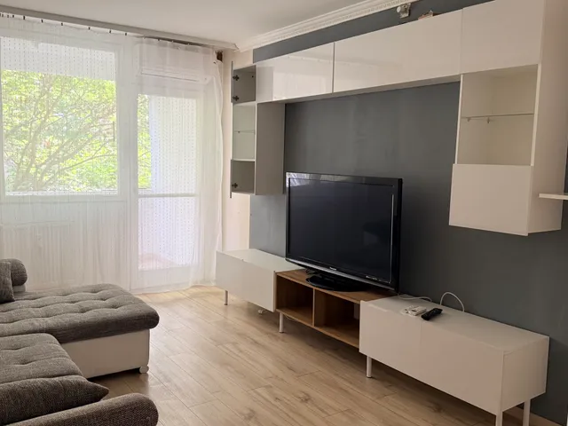 Kiadó lakás Budapest III. kerület, Filatorigát 70 nm