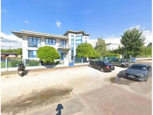 Kiadó kereskedelmi és ipari ingatlan Budapest XIV. kerület, Alsórákos 100 nm
