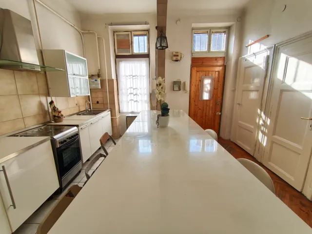 Eladó lakás Budapest VIII. kerület, Orczynegyed 70 nm