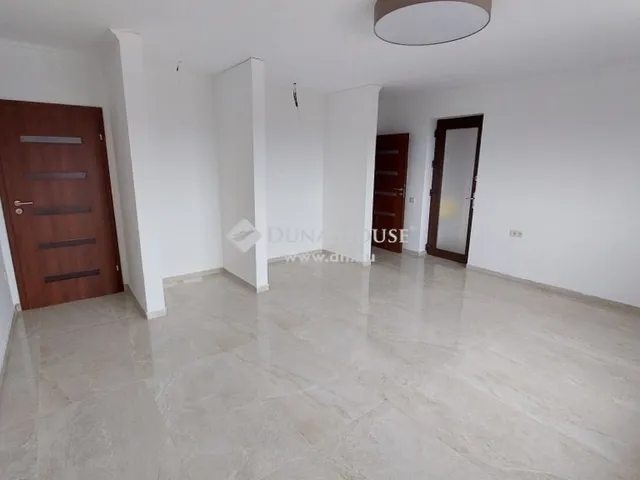 Eladó ház Mogyoród 316 nm
